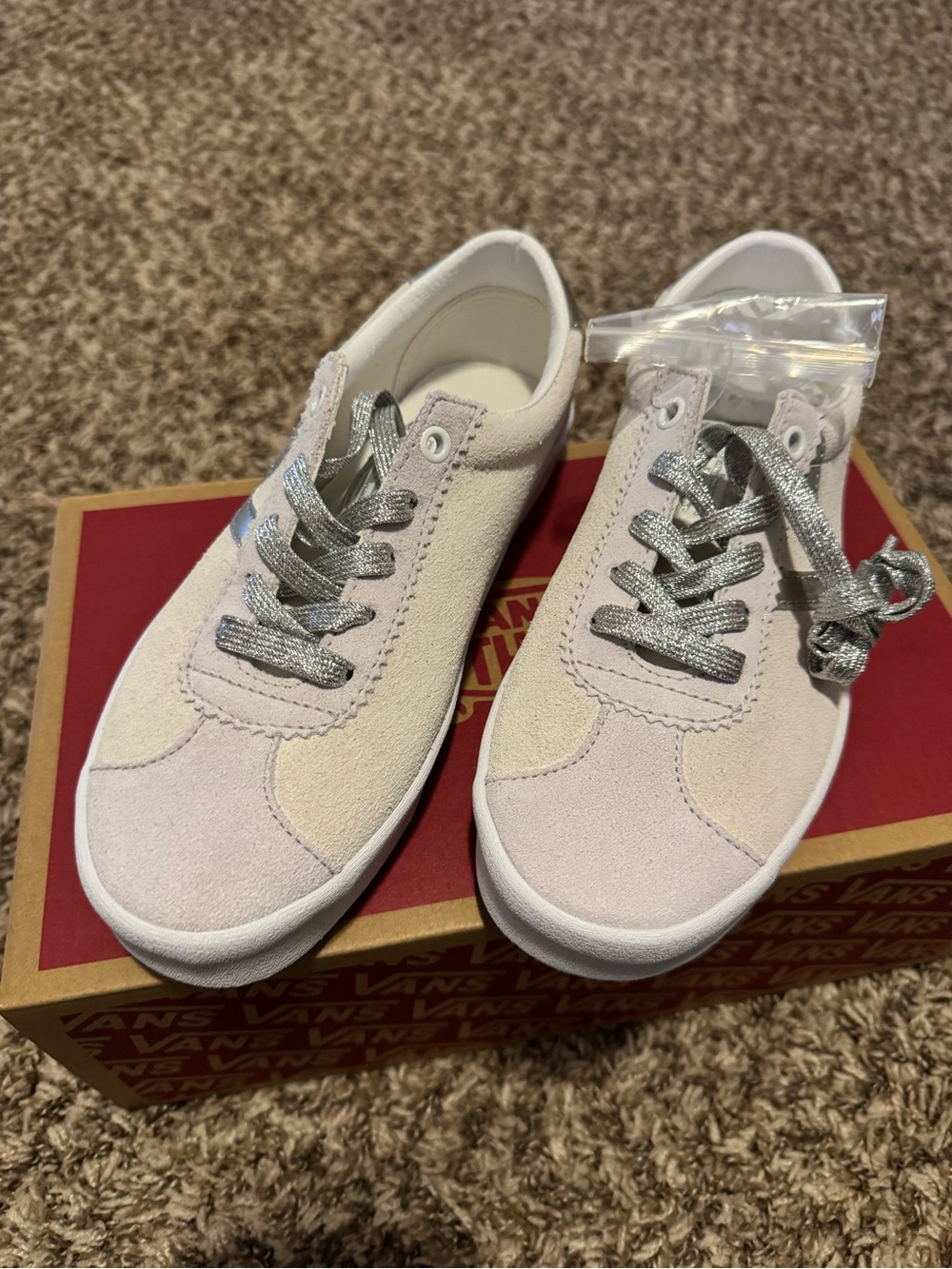 NWT Vans Women's Cream/Off-White and Silver Low-Top Sneakers, with extra laces